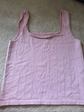 ✏️5/$25 HALARA Pink Ribbed Knit Square Neck Tank
